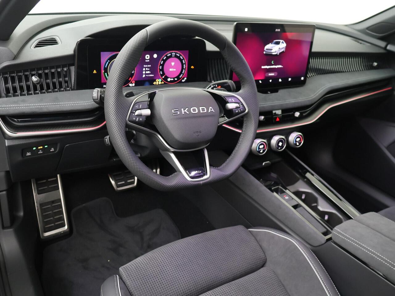 Skoda SUPERB Sportline Business 1.5 TSI PHEV 204 PK | Gratis E-Bike | Trekhaak | 19" Lichtmetalen velgen | Canton Geluid |