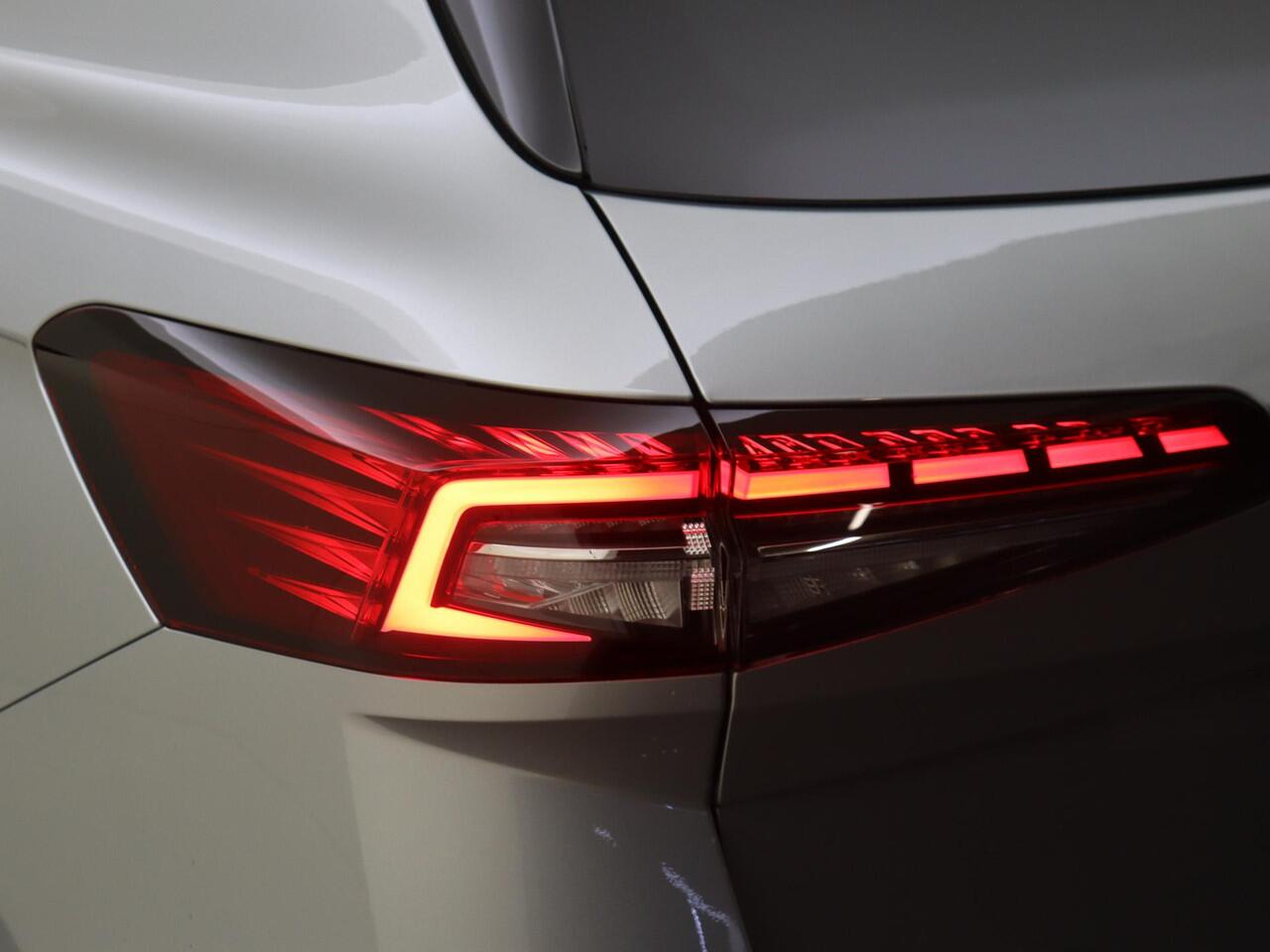 Skoda SUPERB Combi 1.5 TSI PHEV Business Edition