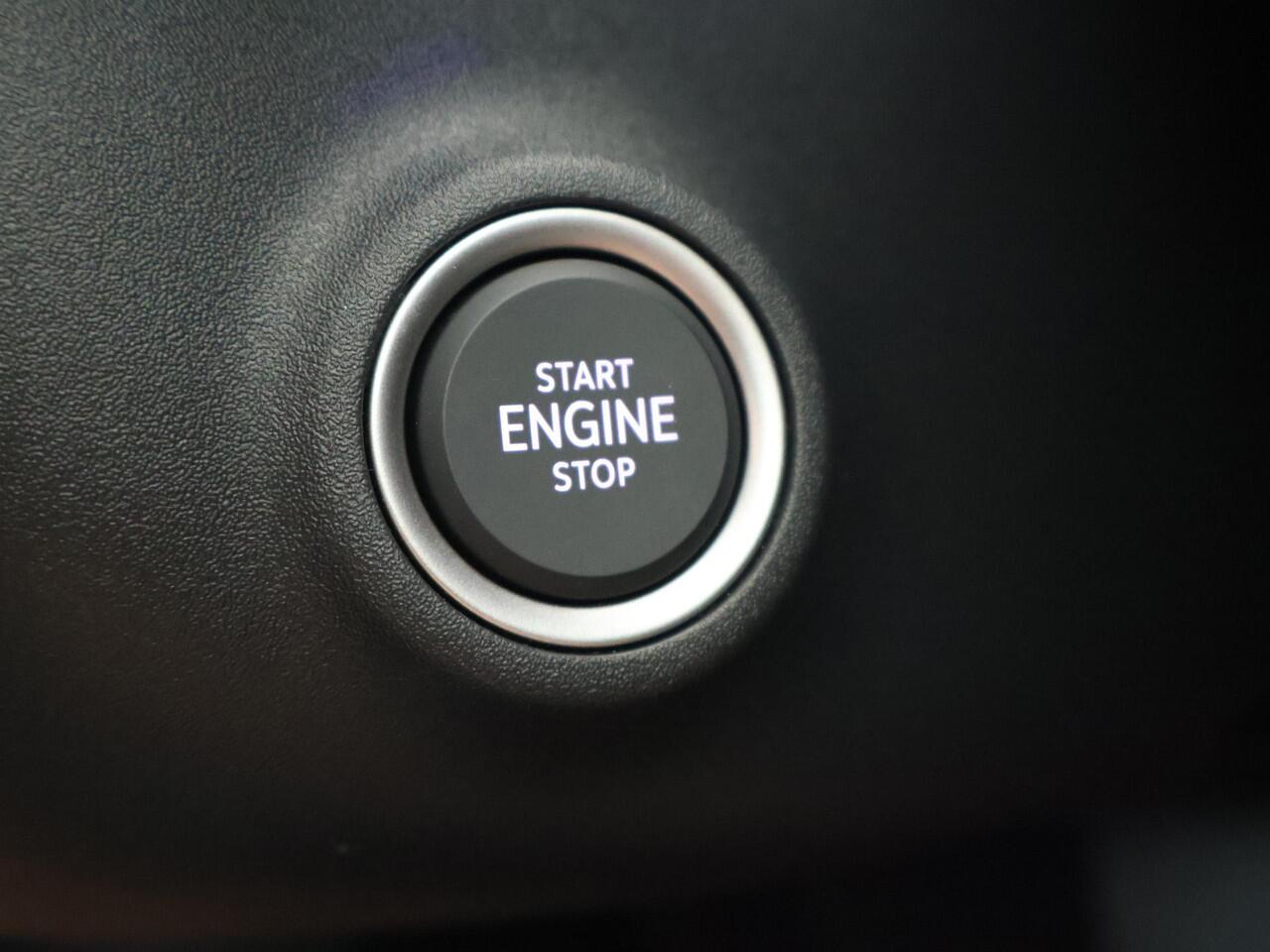 Skoda SUPERB First Edition 1.5 TSI 150 pk DSG | Massagestoelen | Adaptieve cruise control | 18'' Lichtmetalen velgen | Achteruitrijcamera |