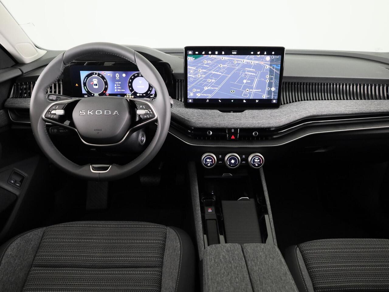 Skoda SUPERB Business Edition PHEV 1.5 TSI 204 pk 6 versn. DSG | Trekhaak wegklapbaar | Chrome pakket | 18 inch lichtmetalen velgen