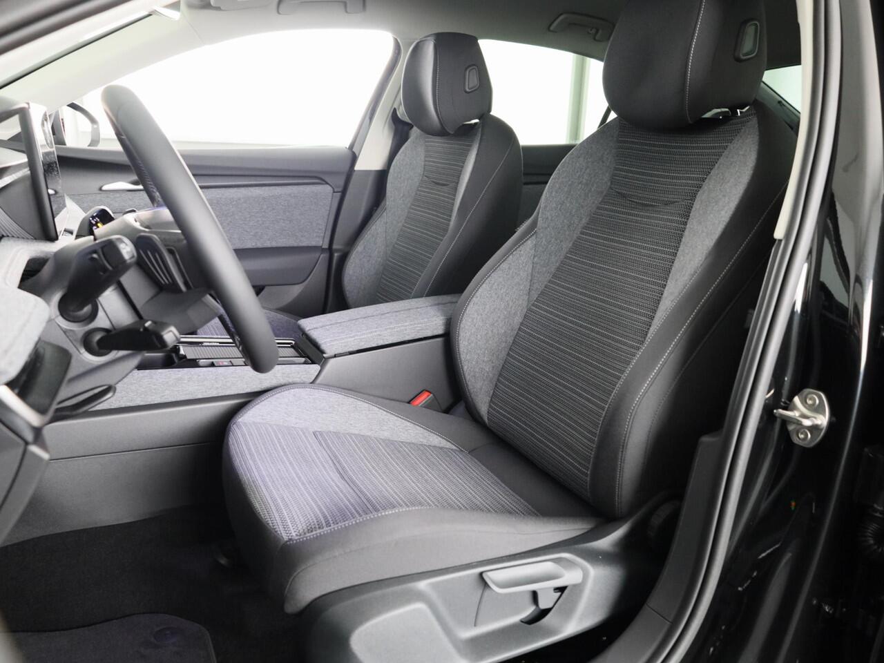 Skoda SUPERB Business Edition PHEV 1.5 TSI 204 pk 6 versn. DSG | Trekhaak wegklapbaar | Chrome pakket | 18 inch lichtmetalen velgen