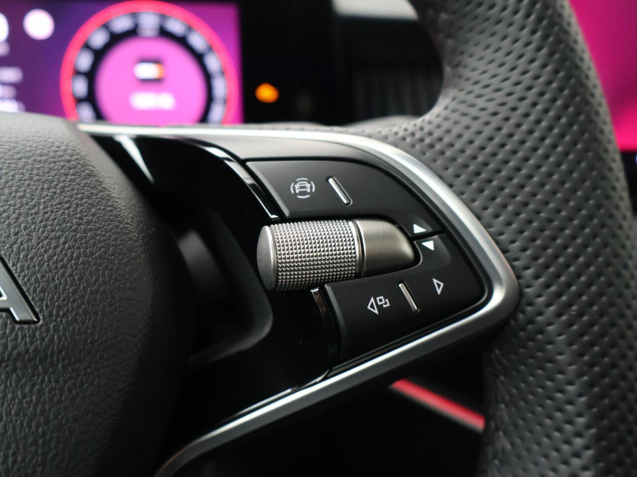 Skoda SUPERB Combi Sportline Business 1.5 TSI PHEV 204 PK | 19" Lichtmetalen velgen | Panorama dak | Canton Geluid | Suite leder |