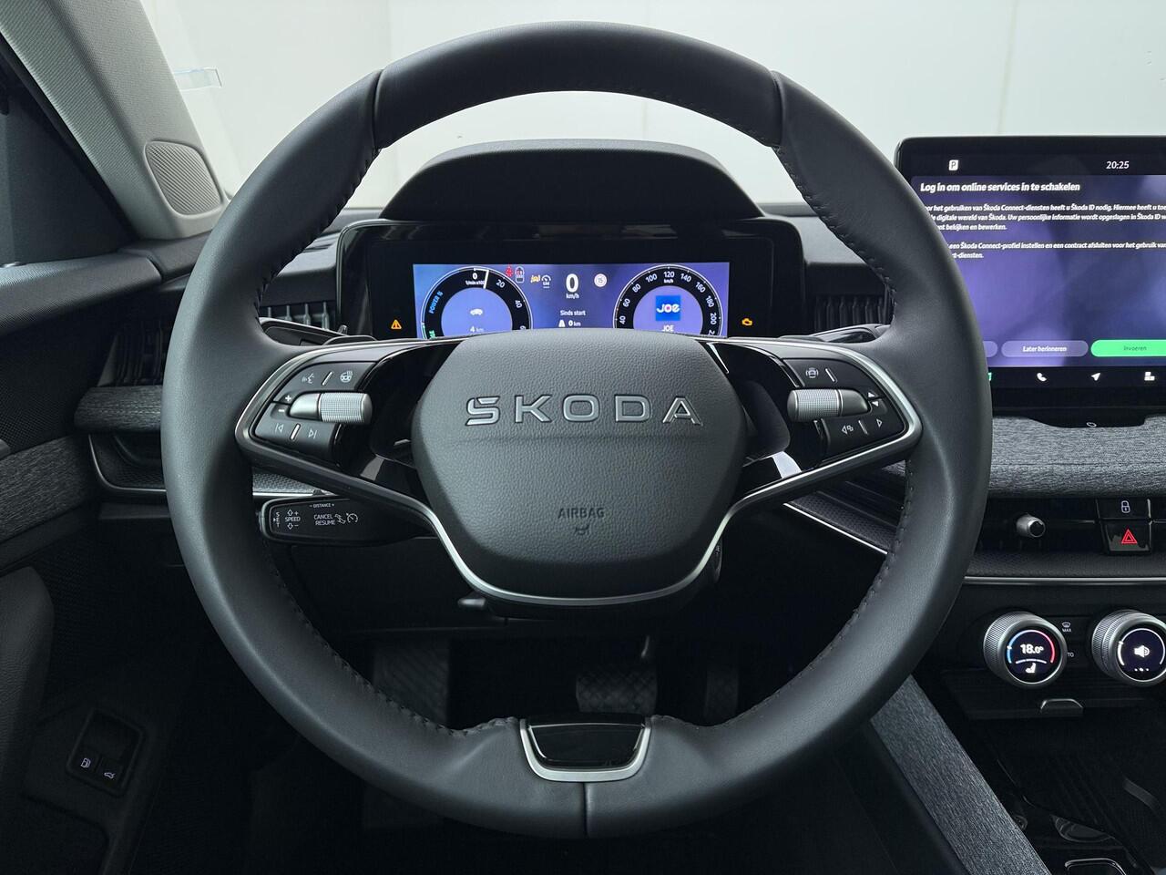 Skoda SUPERB Combi Business Edition 1.5 TSI PHEV 204 PK DSG | Trekhaak | Winterpakket | 18" lichtmetalen velgen | Chroom pakket |