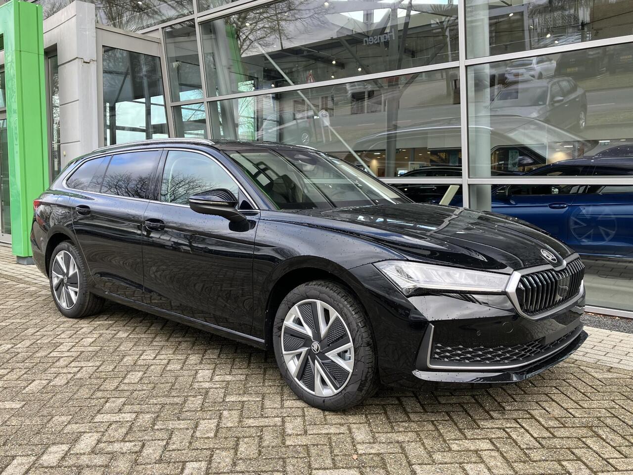 Skoda SUPERB Combi Business Edition 1.5 TSI PHEV 204 PK DSG | Trekhaak | Winterpakket | 18" lichtmetalen velgen | Chroom pakket |