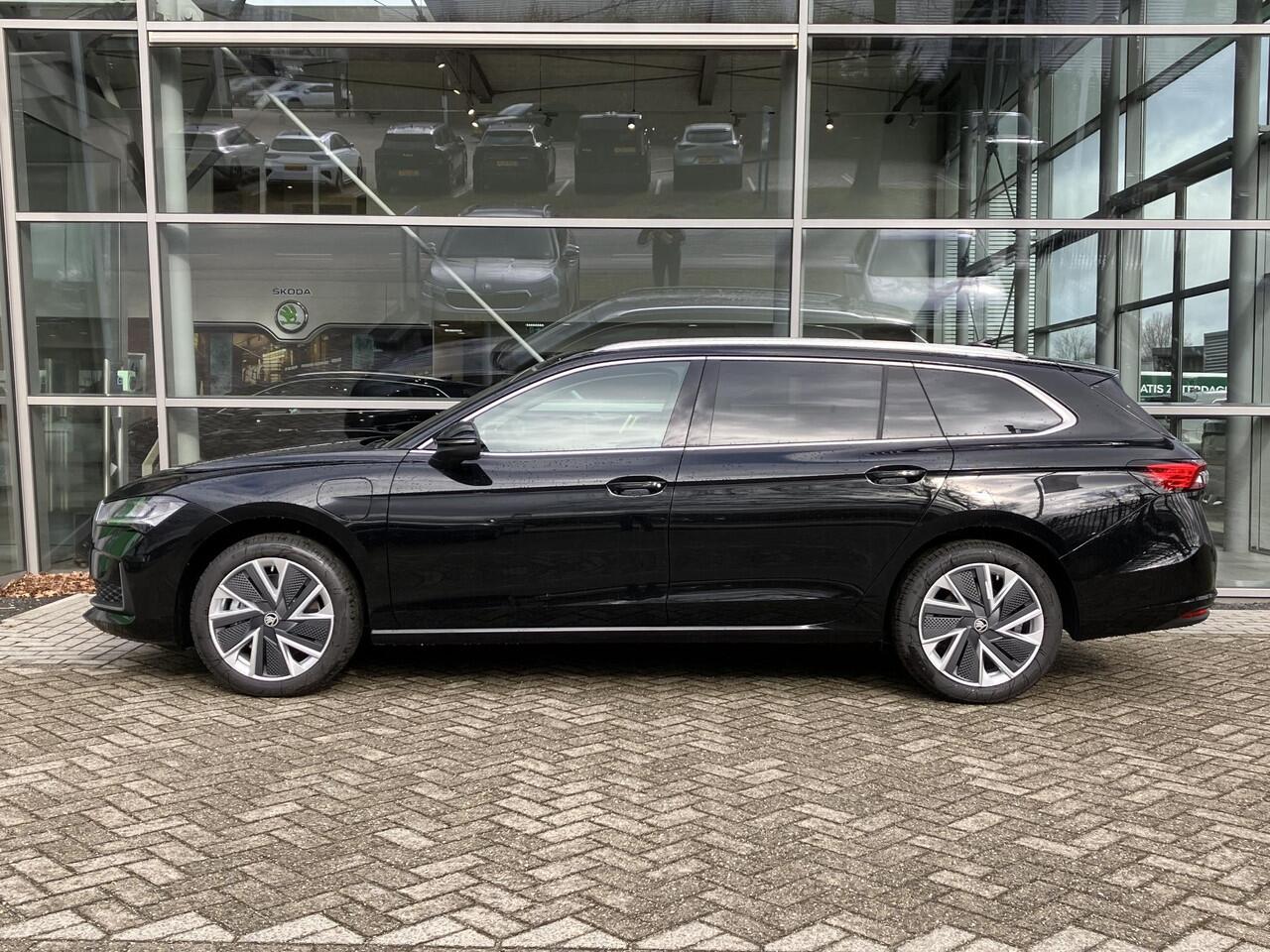 Skoda SUPERB Combi Business Edition 1.5 TSI PHEV 204 PK DSG | Trekhaak | Winterpakket | 18" lichtmetalen velgen | Chroom pakket |