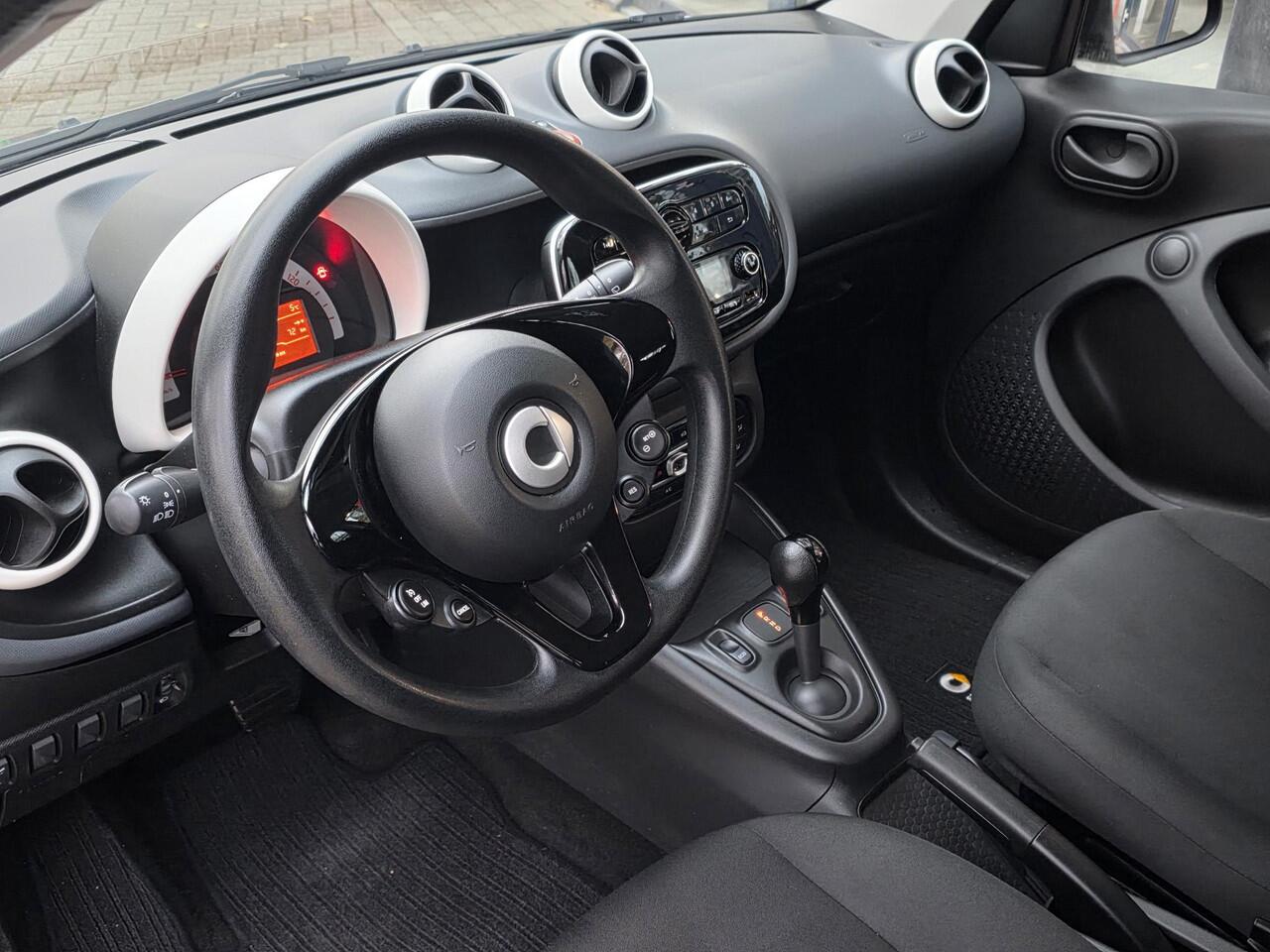 Smart EQ FORFOUR Comfort 18 kWh | Climate Control | Licht metalen velgen | Electr. ramen