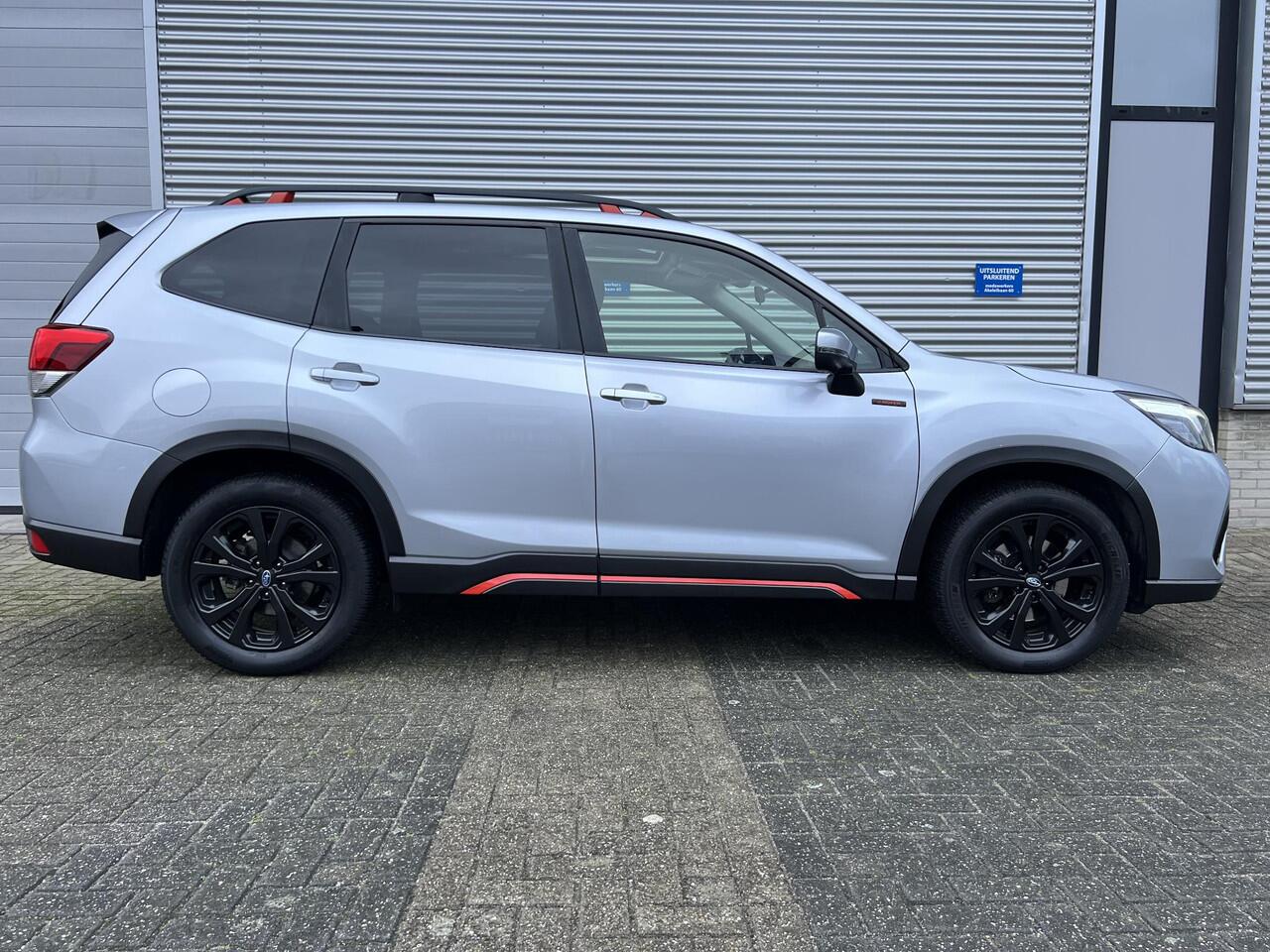 Subaru FORESTER 2.0i E-BOXER SPORT Automaat Apple Carplay & Android Auto | Trekhaak | All Season Banden | 18'' LM