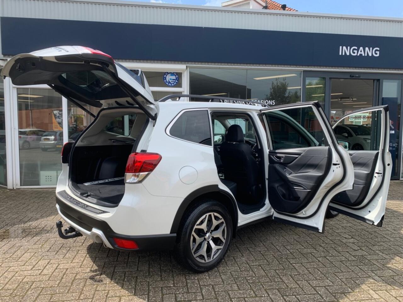 Subaru FORESTER 2.0I E-BOXER PREMIUM