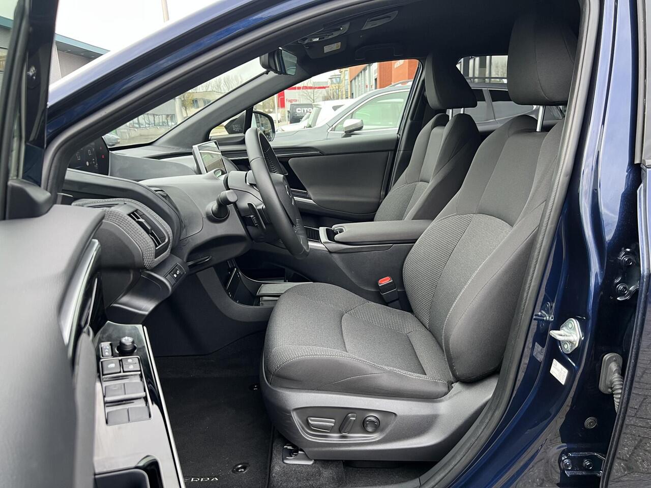 Subaru SOLTERRA EV 71 kWh | Apple Carplay & Android Auto | Climate Control | Navigatie | Lage KM-stand