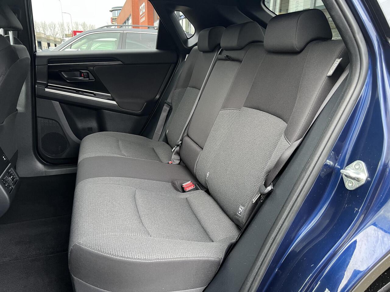 Subaru SOLTERRA EV 71 kWh | Apple Carplay & Android Auto | Climate Control | Navigatie | Lage KM-stand