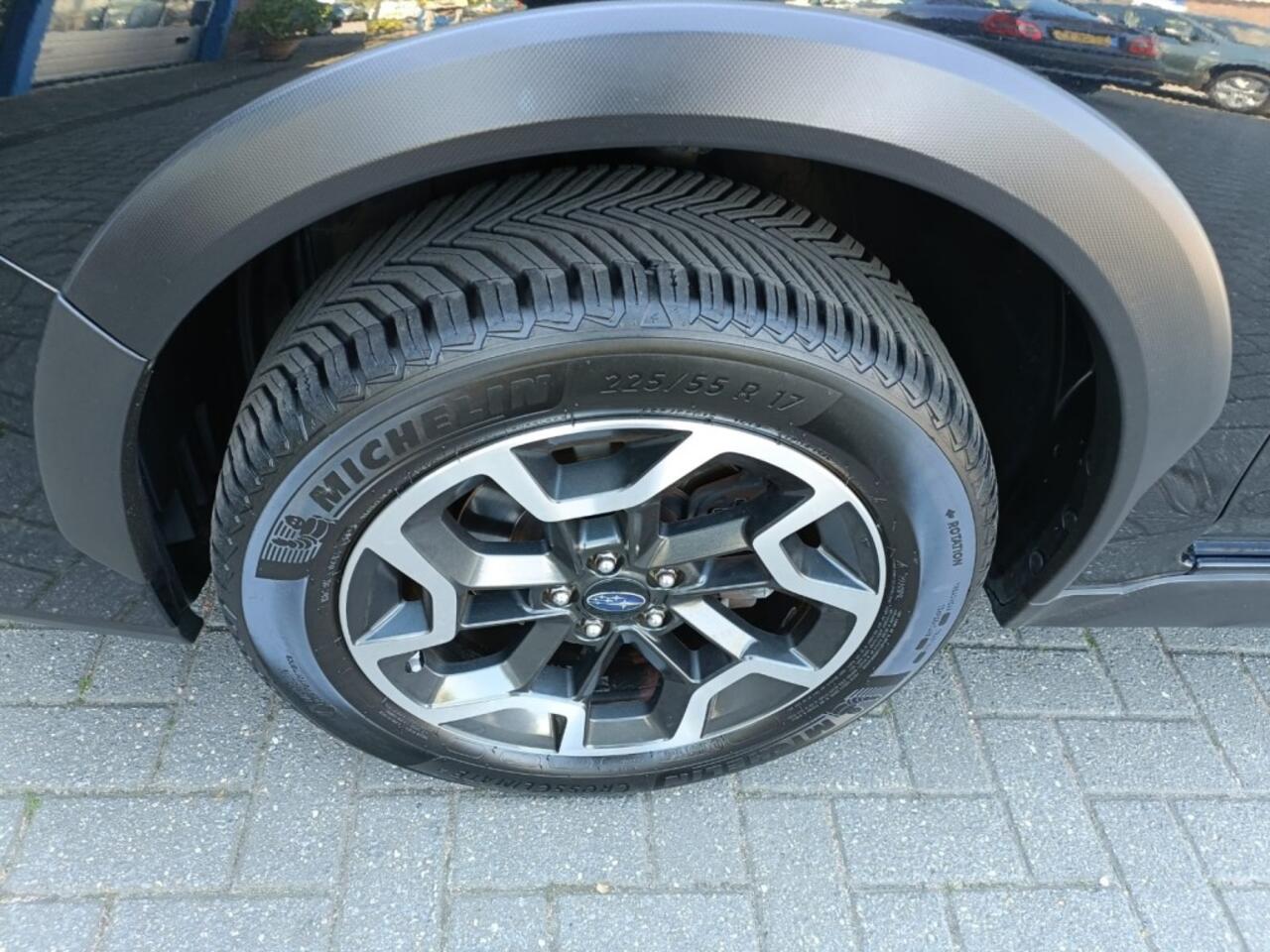 Subaru XV 2.0I E-BOXER LUXURY AUTOMAAT