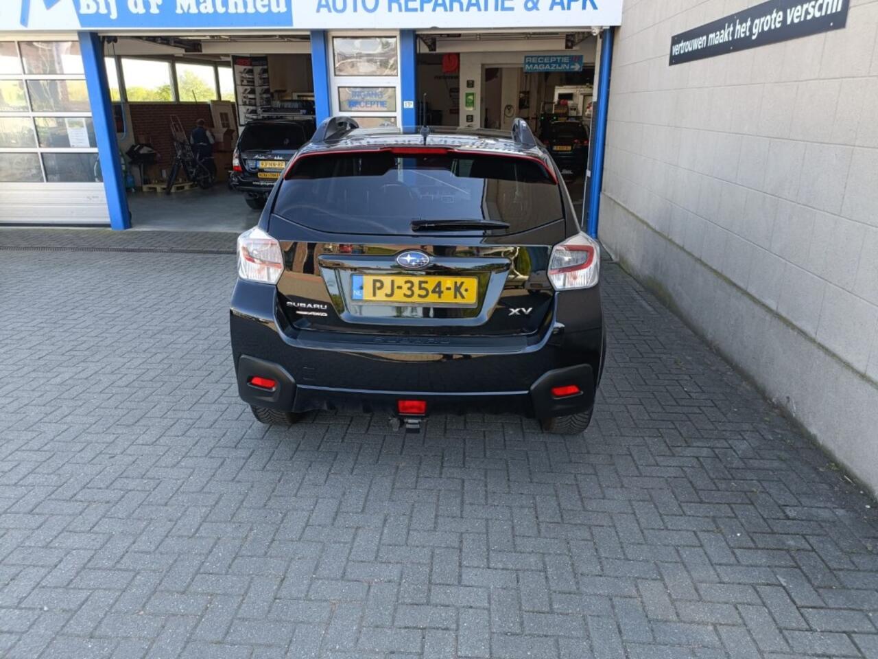 Subaru XV 2.0I E-BOXER LUXURY AUTOMAAT