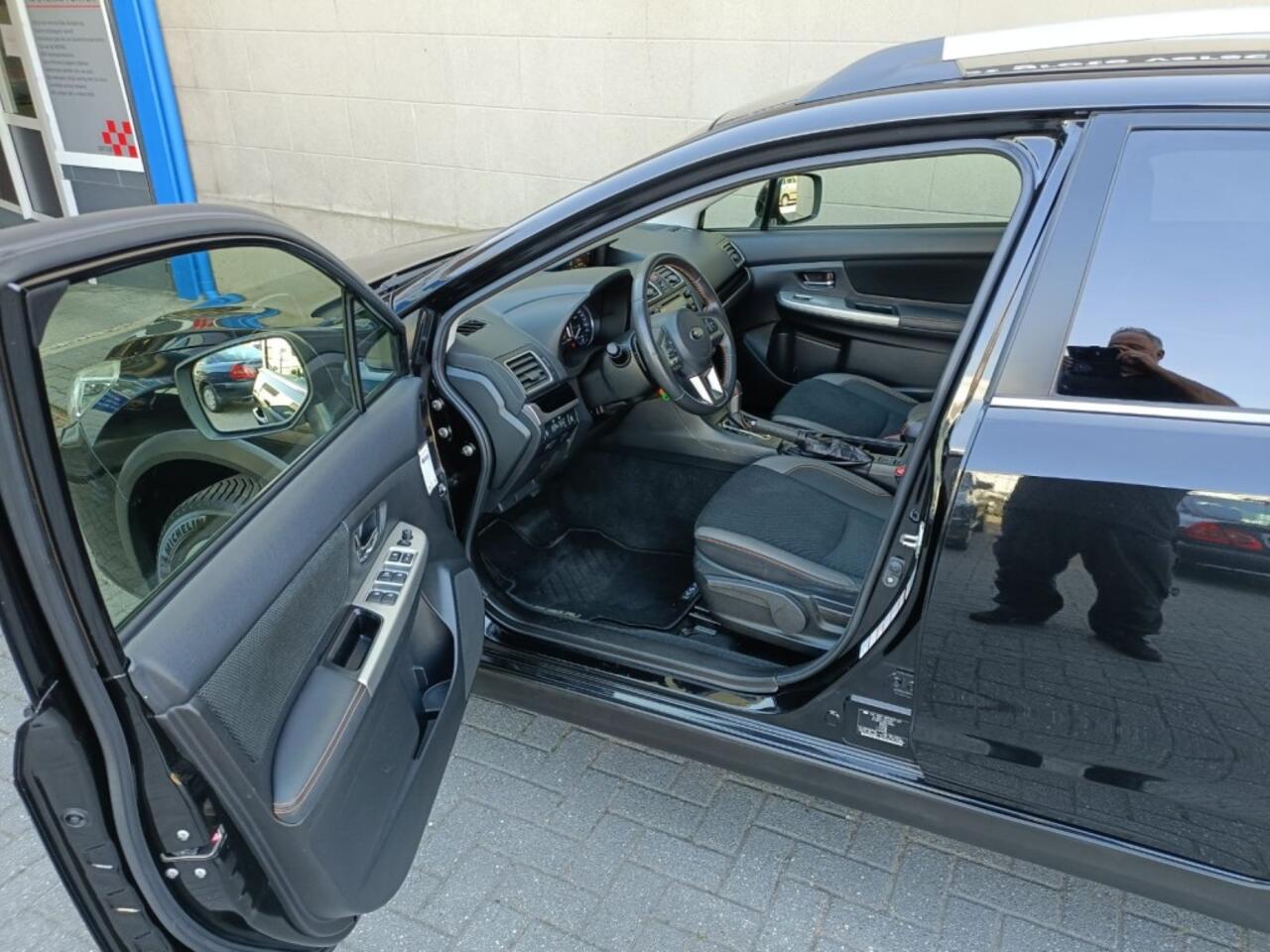 Subaru XV 2.0I E-BOXER LUXURY AUTOMAAT