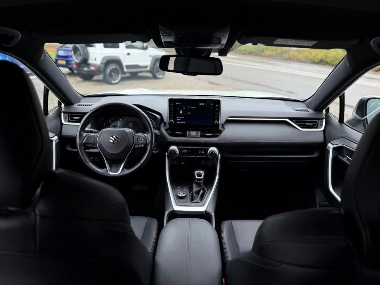 Suzuki Across 2.5 PLUG-IN HYBRIDE PHEV A/T