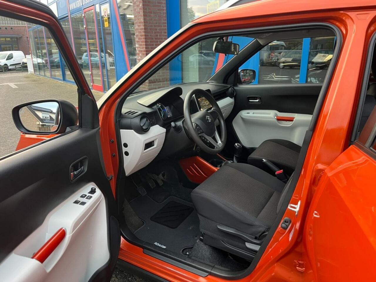 Suzuki IGNIS 1.2 Navi Carplay Camera Airco