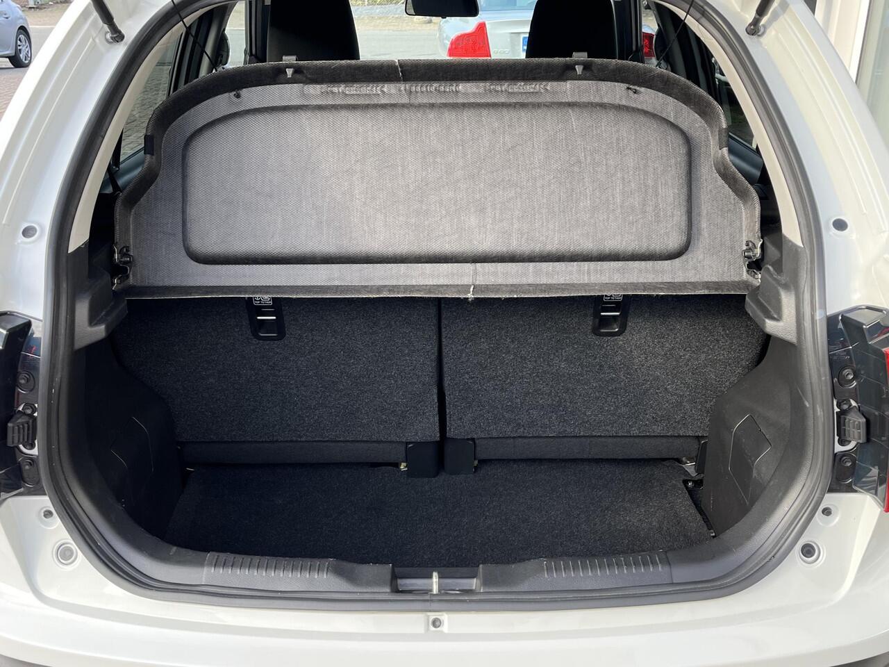 Suzuki IGNIS 1.2 Smart Hybrid Style edition Mooie nette Ignis Automaat Smart Hybrid Incl: Airco, AndroidAuto/AppleCarPlay, LM velgen,