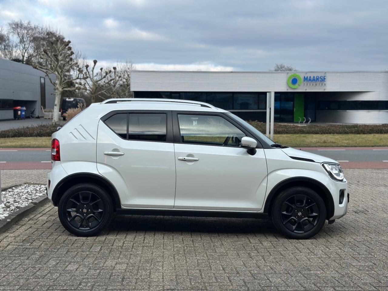 Suzuki IGNIS 1.2 Smart Hybrid Style '' Trekhaak - Camera - Keyless Entry en Go ''