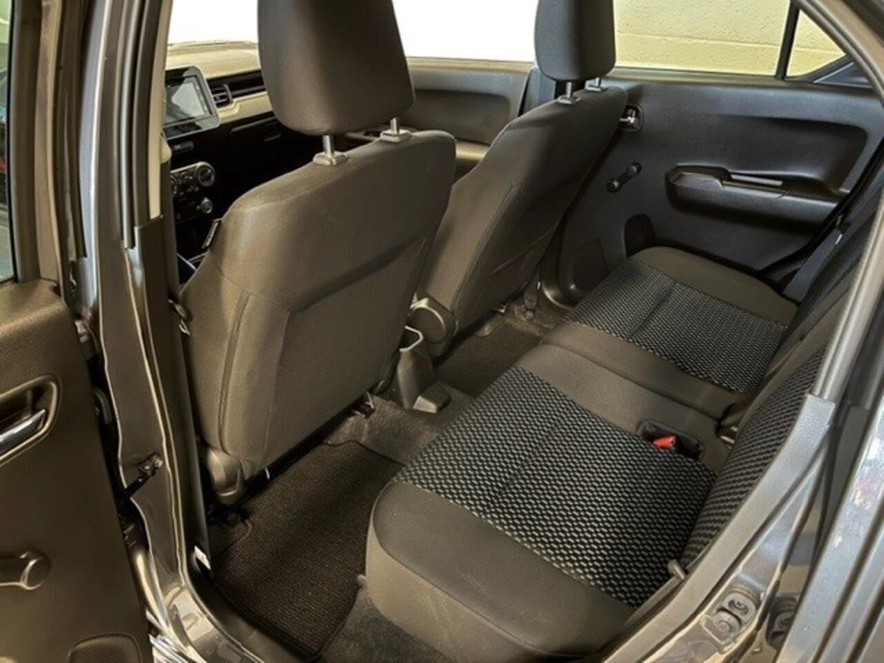 Suzuki IGNIS 1.2 Smart Hybrid Select ( Apple Carplay / Android auto )