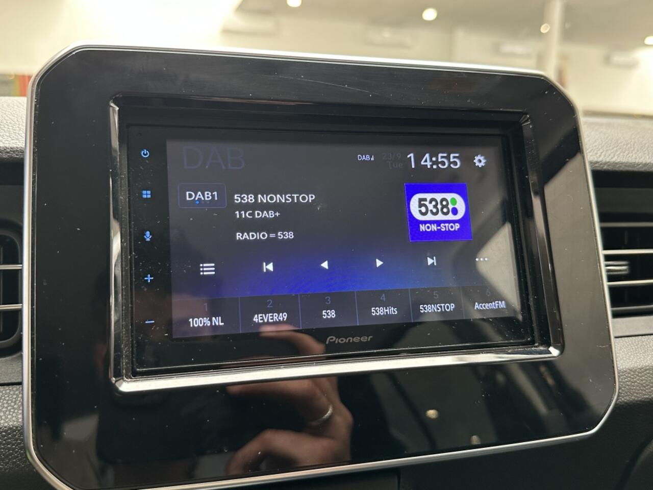 Suzuki IGNIS 1.2 Select [ CAMERA I AIRCO I STOELVERWARMING ]