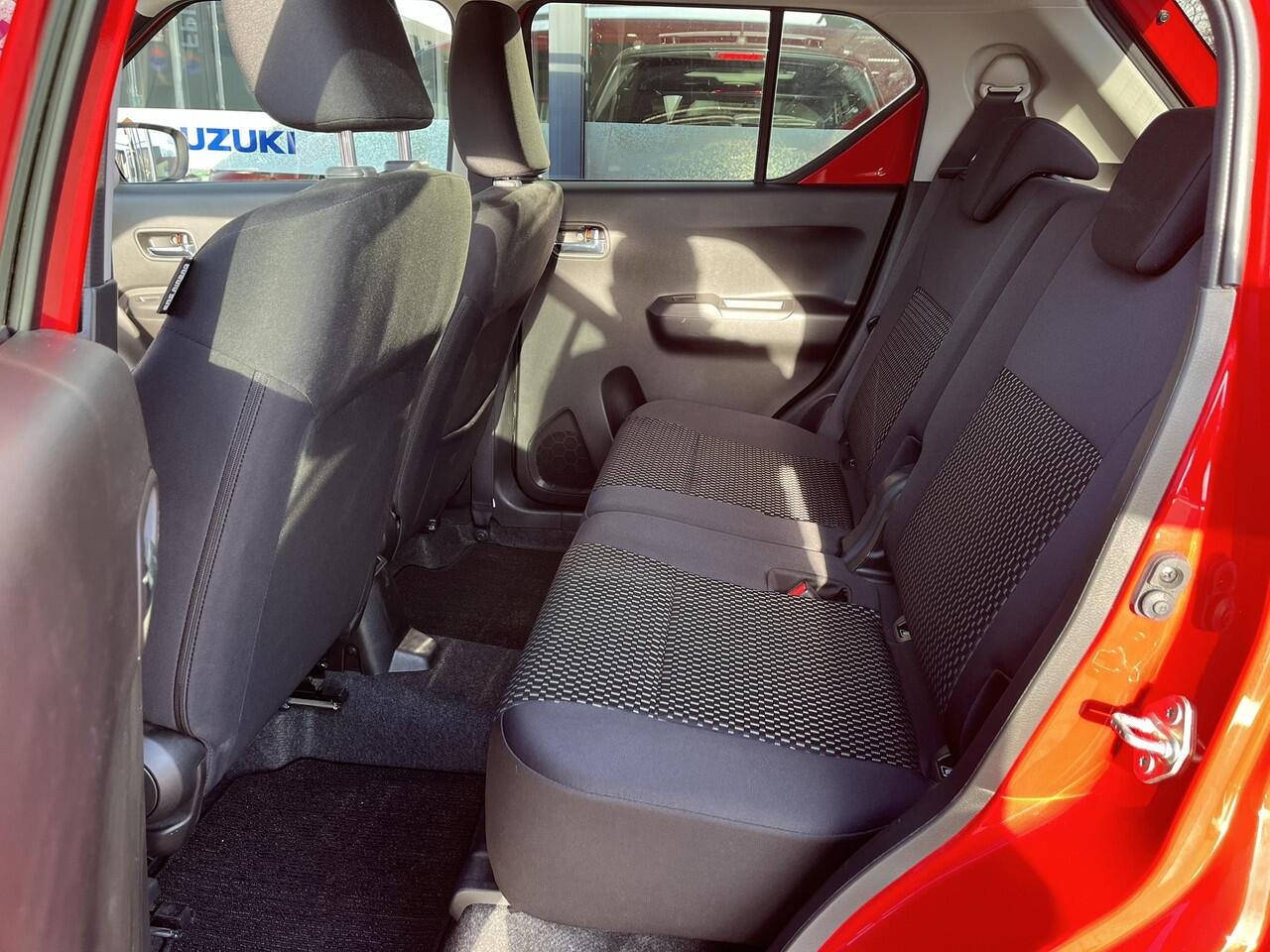 Suzuki IGNIS 1.2 Smart Hybrid Style | Trekhaak | Cruise Controle | Spoiler | Stootlijsten