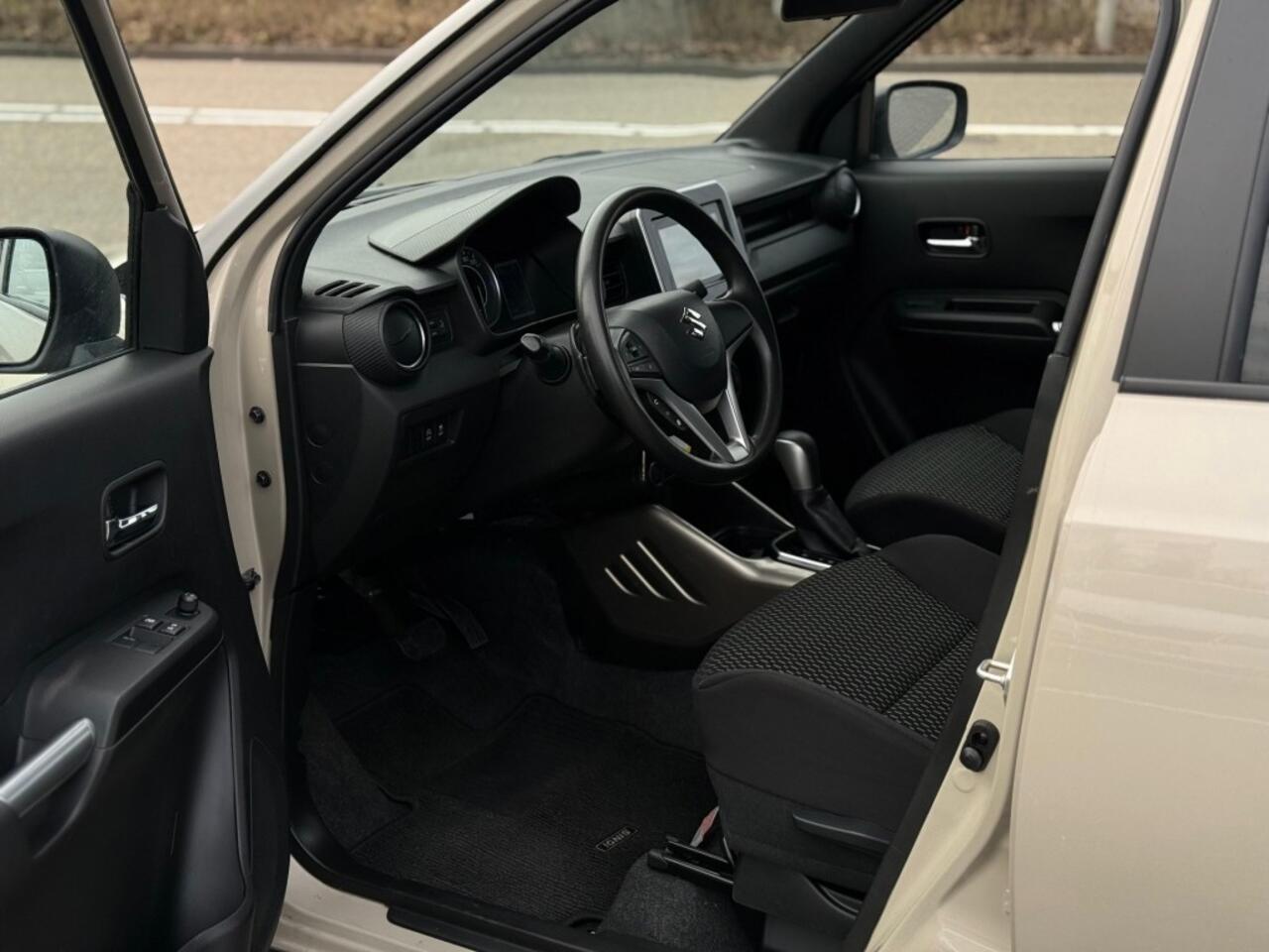 Suzuki IGNIS 1.2 SELECT AUTOMAAT CAMERA NAVI CARPLAY