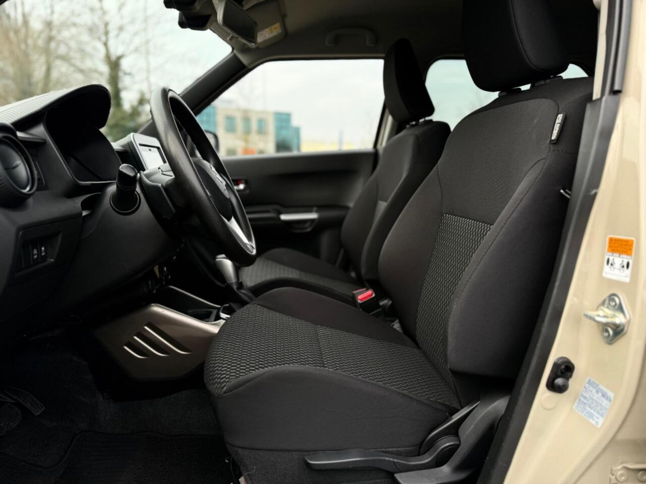 Suzuki IGNIS 1.2 SELECT AUTOMAAT CAMERA NAVI CARPLAY