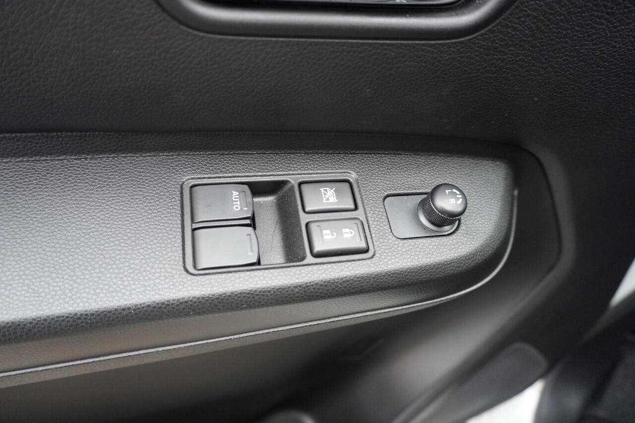 Suzuki IGNIS 1.2 Smart Hybrid Select | Achteruitrijcamera | lage km stand |