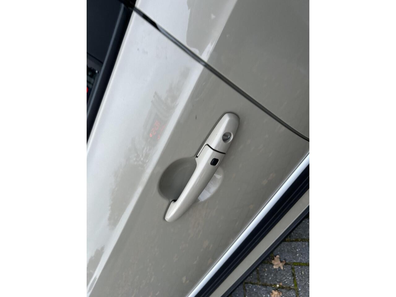 Suzuki IGNIS 1.2 Smart Hybrid Style