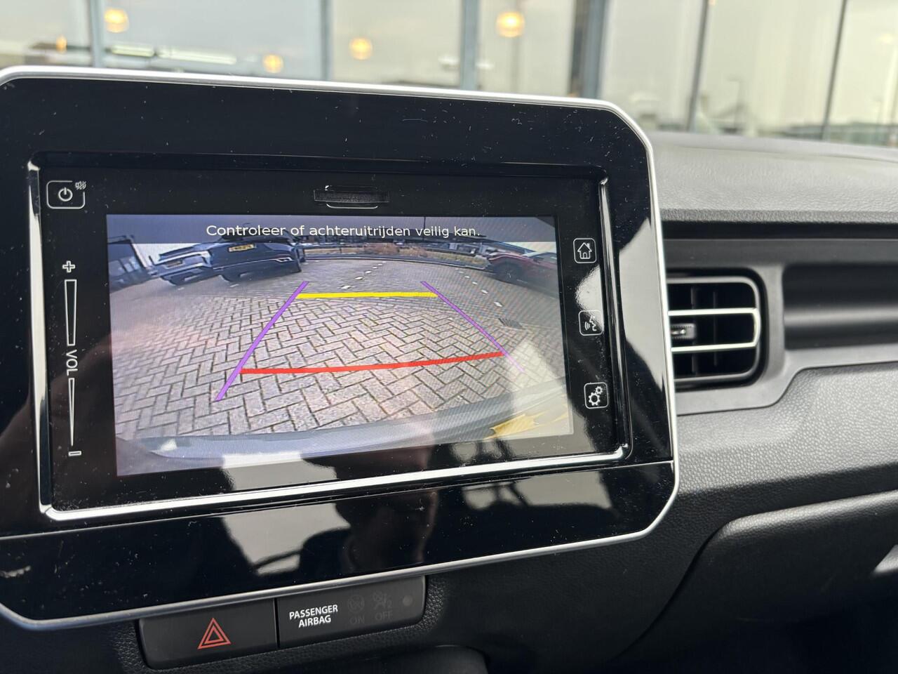 Suzuki IGNIS 1.2 Smart Hybrid Select Airco | Zwart dak | Apple Carplay & Android Auto