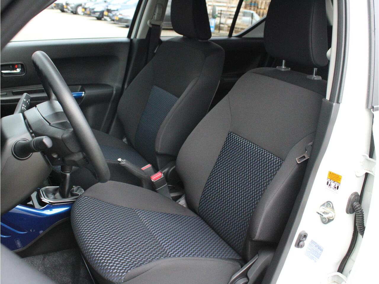 Suzuki IGNIS 1.2 Smart Hybrid Select Carplay/Android Auto, Stoelverwarming, Lichtmetalen Velgen, Airco