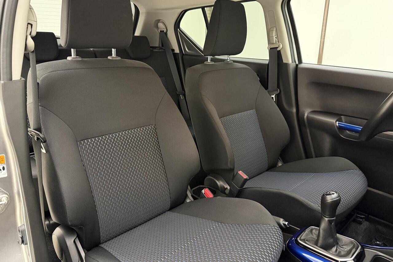 Suzuki IGNIS 1.2 Smart Hybrid Select 83pk | Camera | Airco | Lichtmetalen Velgen | Stoelverwarming | Apple Carplay - Android Auto | Dakrails | Hoge Instap