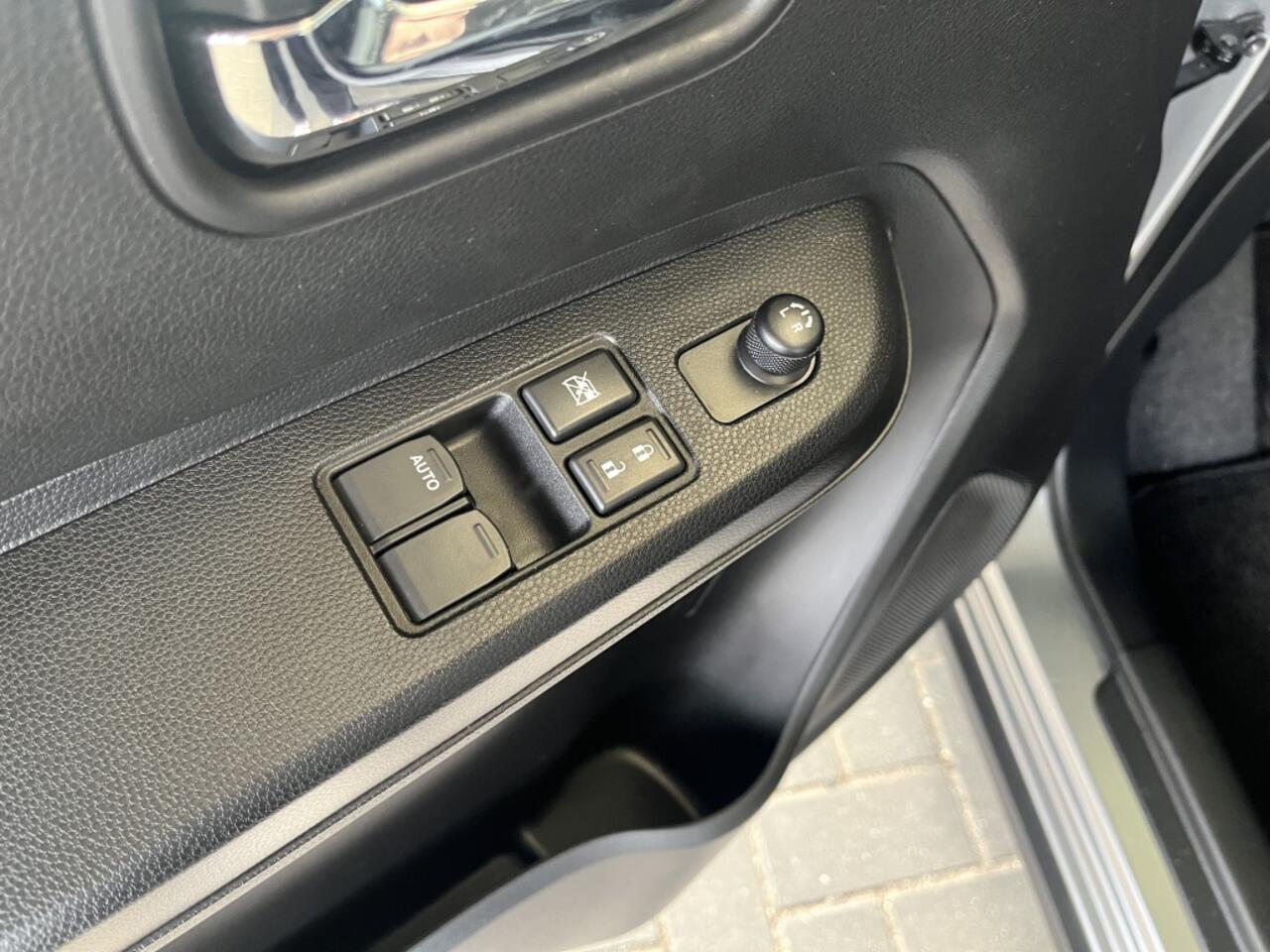 Suzuki IGNIS 1.2 Smart Hybrid Select | Airco | Stoelverwarming | Camera