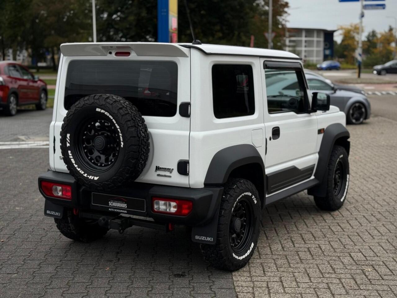Suzuki JIMNY 1.5 SELECT AUTOMAAT UNIEK TREKHAAK