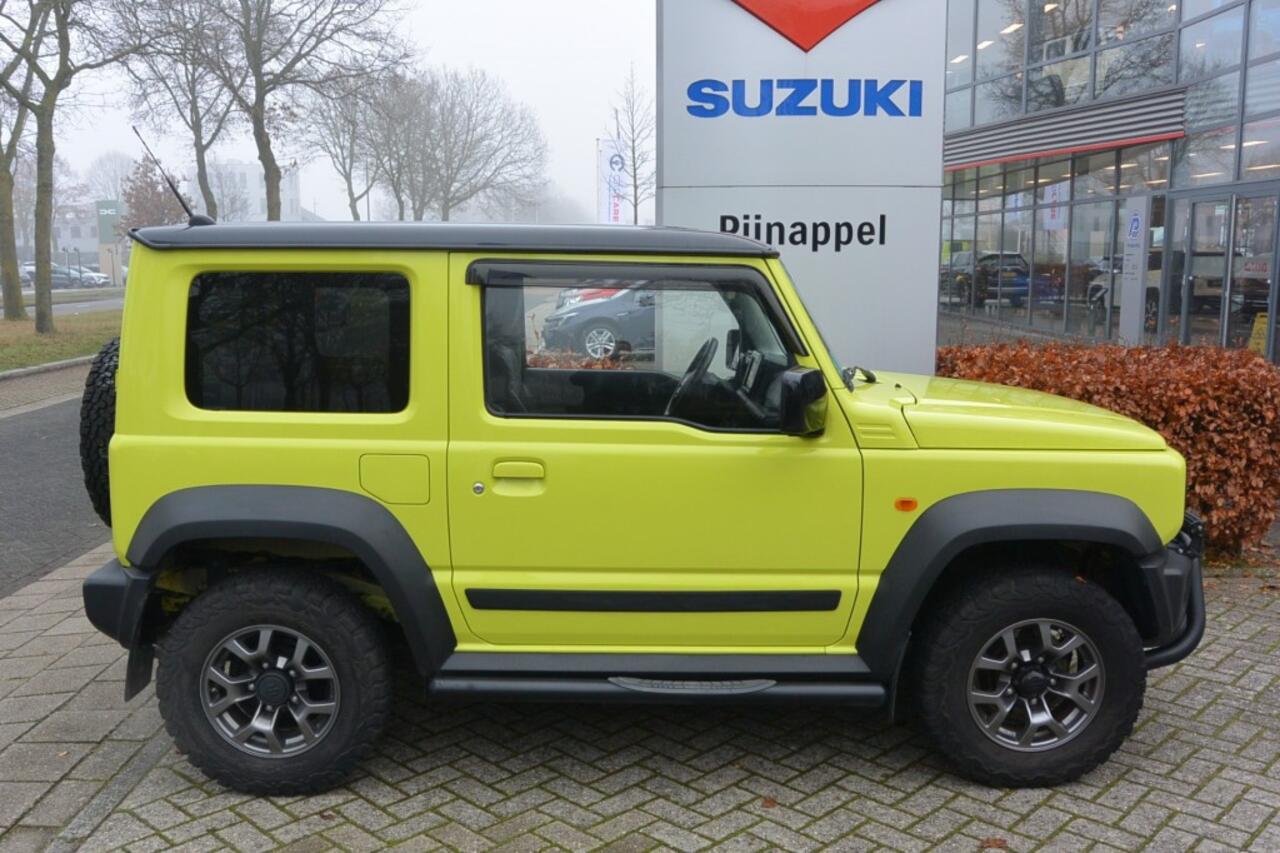 Suzuki JIMNY 1.5 Stijl AllGrip (4x4) 4-persoons Navigatie/Leder/Cruise control