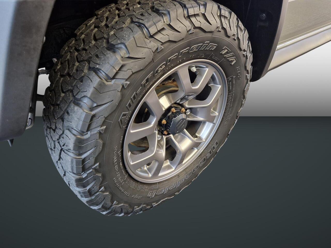 Suzuki JIMNY 1.5 Style | Trekhaak | 4 Persoons | Navigatie | RIJKLAARPRIJS!