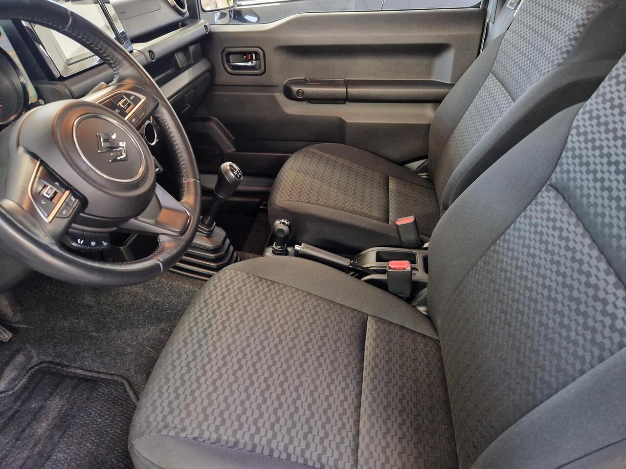 Suzuki JIMNY 1.5 Style | Trekhaak | 4 Persoons | Navigatie | RIJKLAARPRIJS!