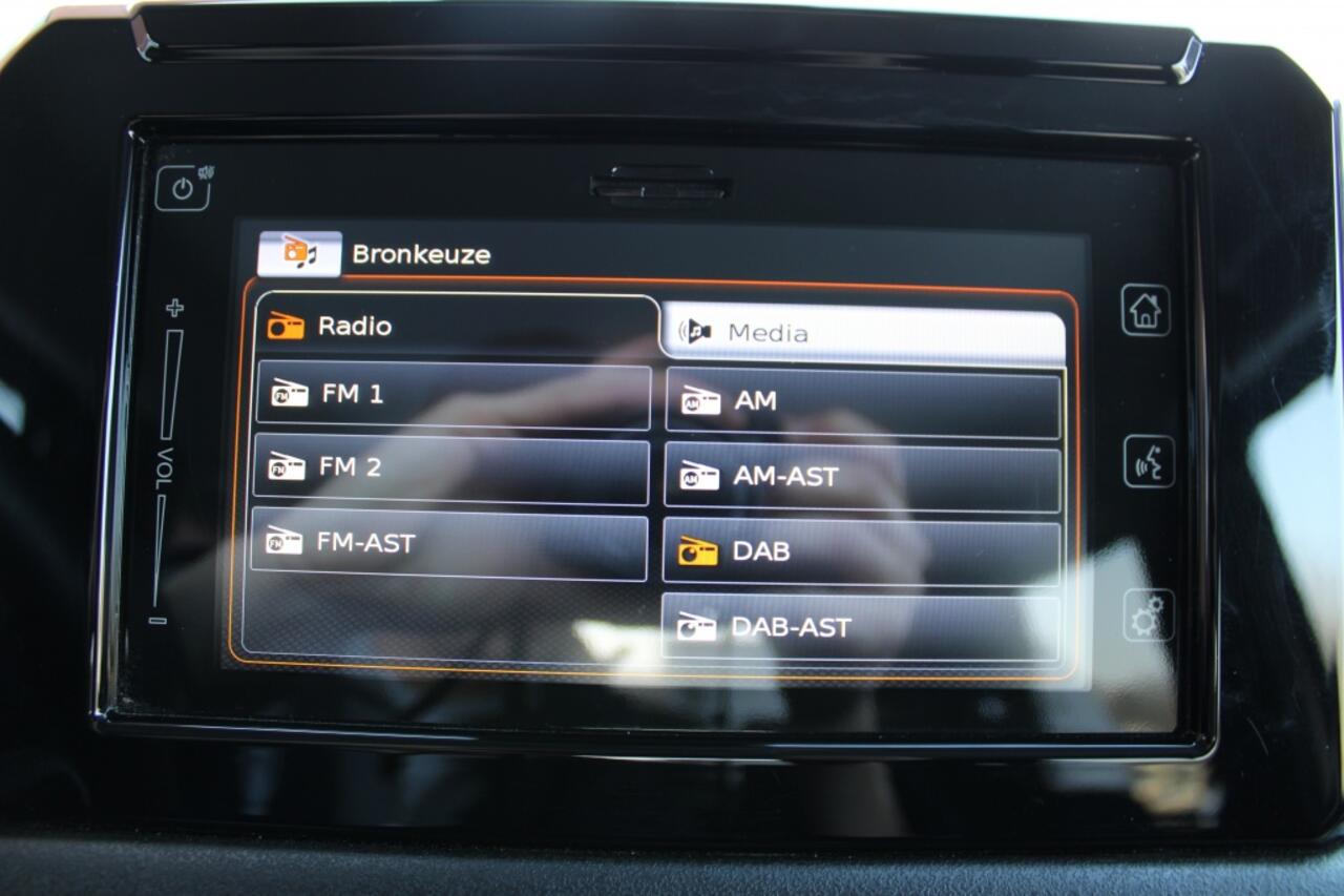 Suzuki JIMNY 1.5 Stijl Automaat | 4x4 | AllGrip | Navigatie | Clima | Cruise