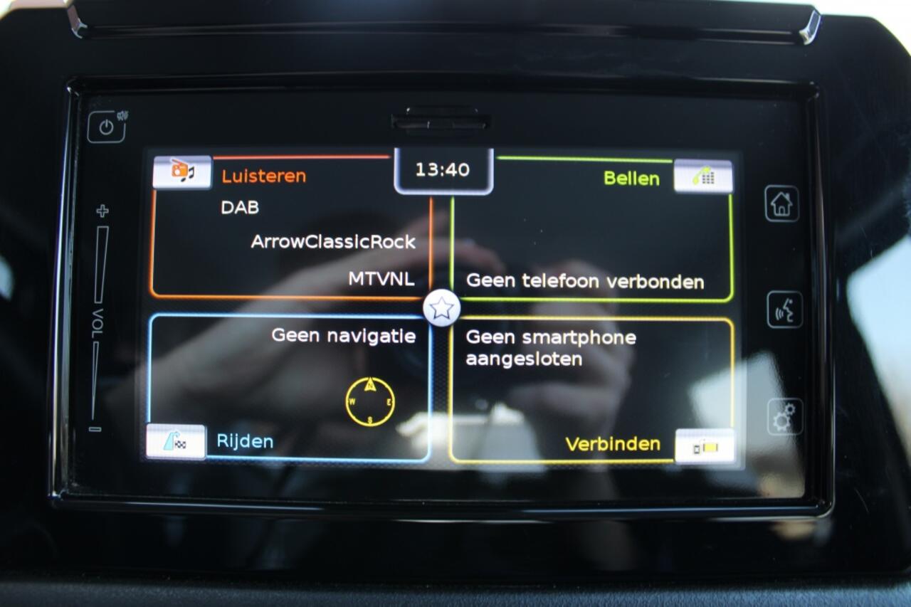 Suzuki JIMNY 1.5 Stijl Automaat | 4x4 | AllGrip | Navigatie | Clima | Cruise