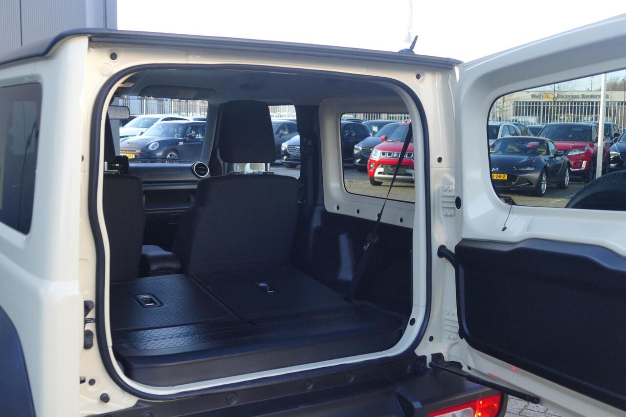 Suzuki JIMNY 1.5 Stijl | 4x4 | Navi | 4 persoons | Camera | Cruise Control | Rijklaarprijs!