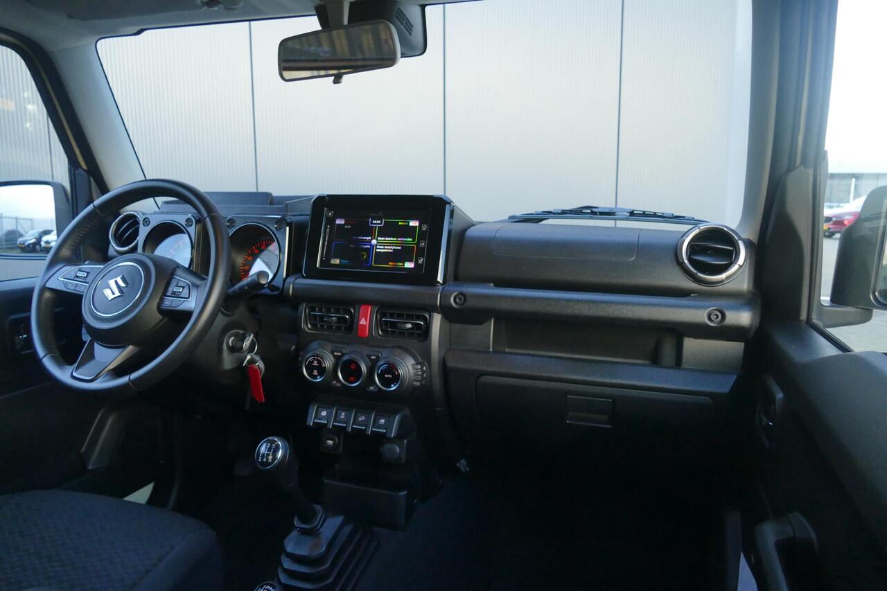 Suzuki JIMNY 1.5 Stijl | 4x4 | Navi | 4 persoons | Camera | Cruise Control | Rijklaarprijs!