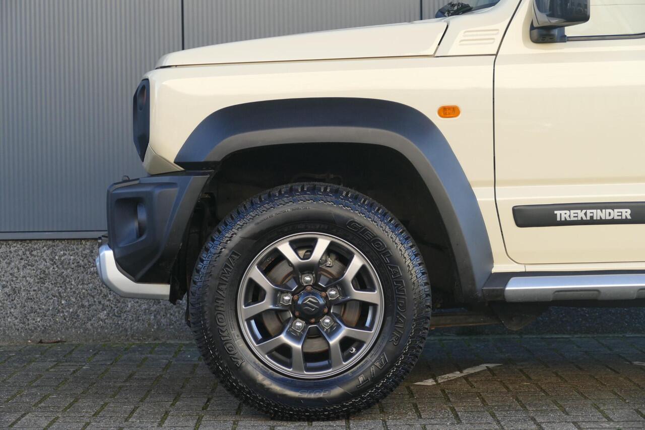 Suzuki JIMNY 1.5 Stijl | 4x4 | Navi | 4 persoons | Camera | Cruise Control | Rijklaarprijs!