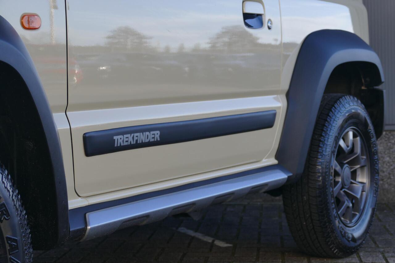 Suzuki JIMNY 1.5 Stijl | 4x4 | Navi | 4 persoons | Camera | Cruise Control | Rijklaarprijs!