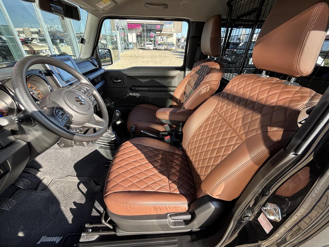 Suzuki JIMNY 1.5 Professional | NL-Auto | Bullbar | Sidebars | Lederen bekleding | Apple CarPlay & Android Auto