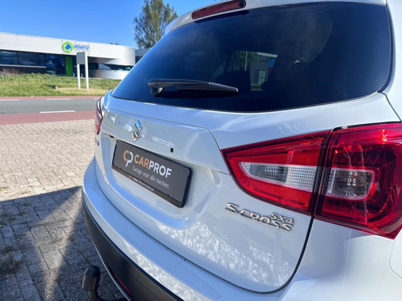 Suzuki S-Cross 1.0 Boosterjet Automaat Select '' Allseasonbanden - Trekhaak ''