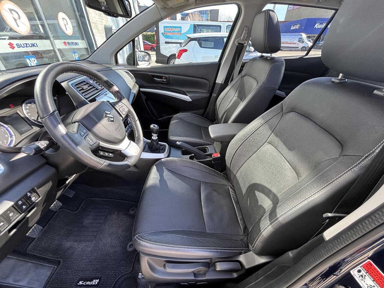 Suzuki S-Cross 1.4 Boosterjet Style Smart Hybrid | Panorama open schuif dak | Trekhaak |