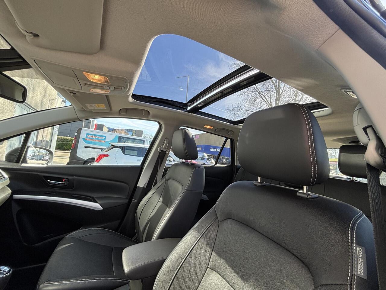 Suzuki S-Cross 1.4 Boosterjet Style Smart Hybrid | Panorama open schuif dak | Trekhaak |