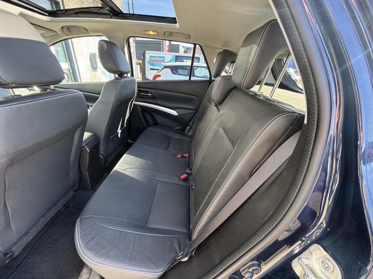 Suzuki S-Cross 1.4 Boosterjet Style Smart Hybrid | Panorama open schuif dak | Trekhaak |