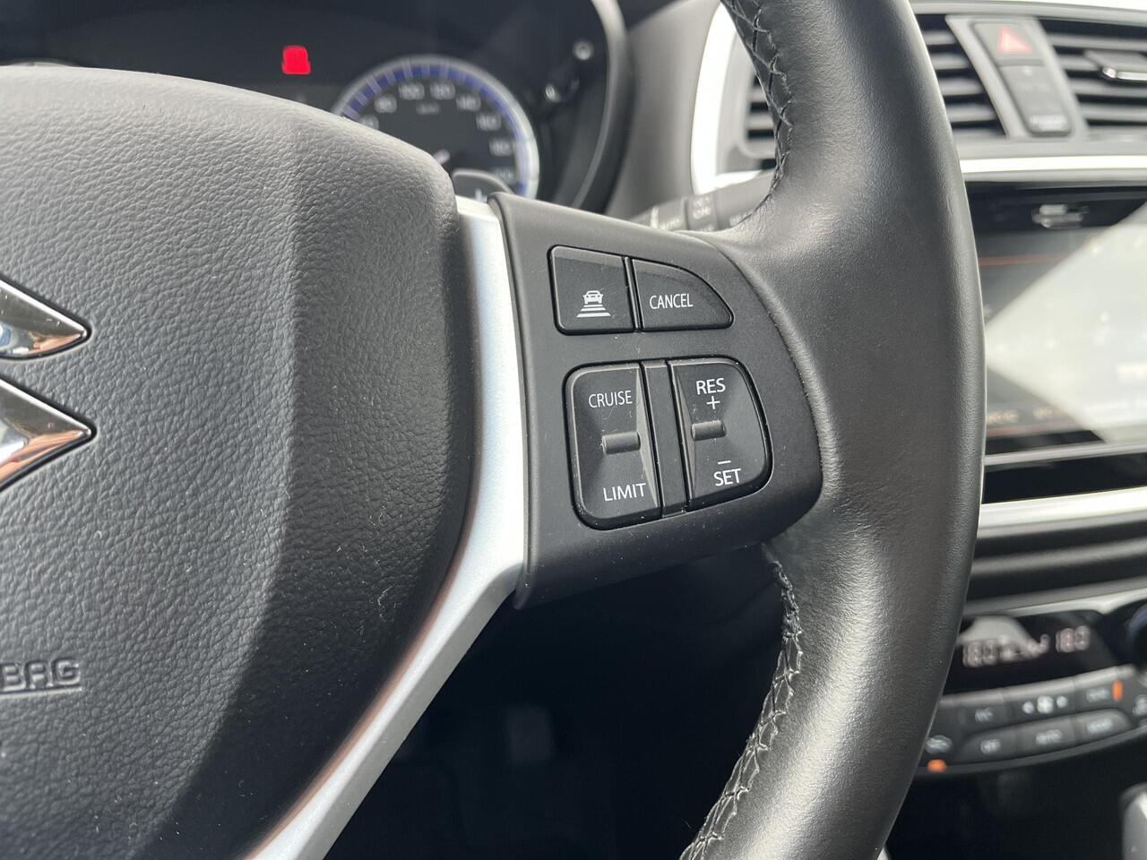 Suzuki S-Cross 1.4 Boosterjet AllGrip Select Smart Hybrid / achteropkomend verkeer waarschuwing/ Apple Carplay/Android Auto/ cruise control adaptief/ voorstoelen verwarmd/