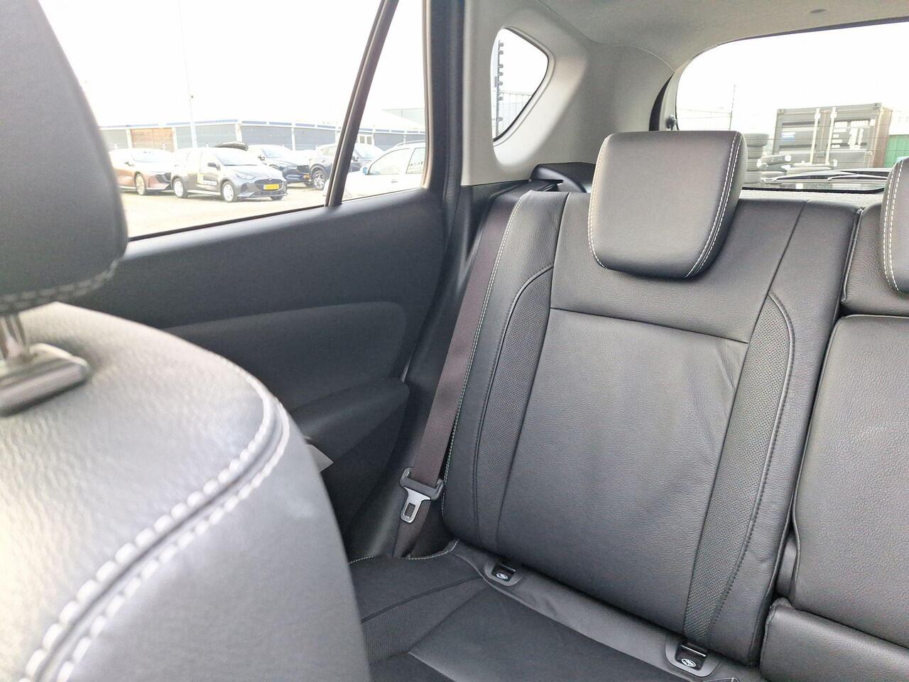 Suzuki S-Cross 1.4 Boosterjet Style Smart Hybrid | NL-Auto | Navigatie | Camera | Stoel Verwarming | Panorama Dak | LM-velgen | Trekhaak | 1e Eigenaar | Dealer onderhouden