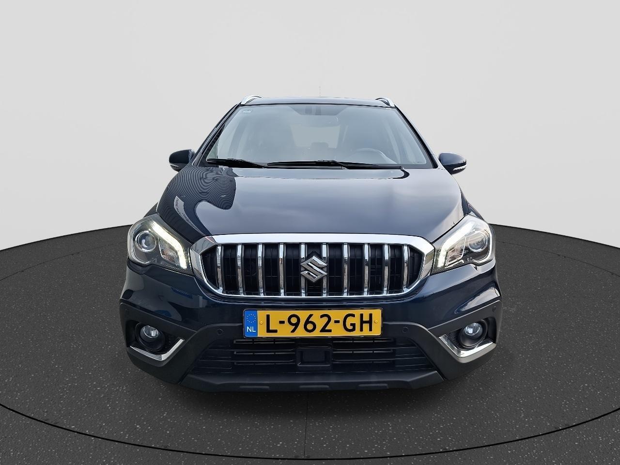 Suzuki S-Cross 1.4 Boosterjet Style Smart Hybrid | NL-Auto | Navigatie | Camera | Stoel Verwarming | Panorama Dak | LM-velgen | Trekhaak | 1e Eigenaar | Dealer onderhouden
